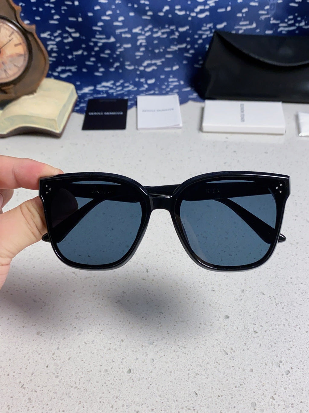 Gentle Monster RICK Polarized Oversized Blue Lens Sunglasses for Men & Women - detail image 4