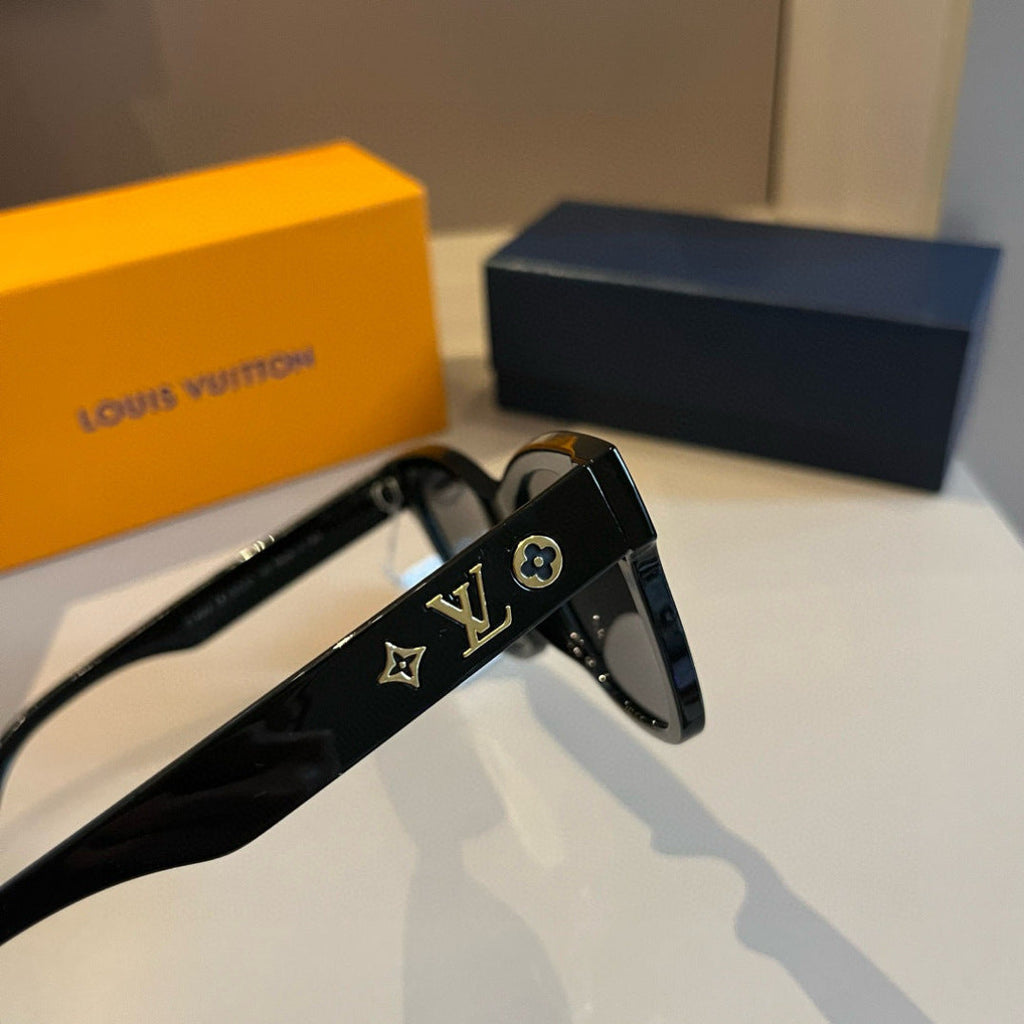 Louis Vuitton Metal Fashion Gold Lens Sunglasses for Men & Women - 448587 - detail image 2
