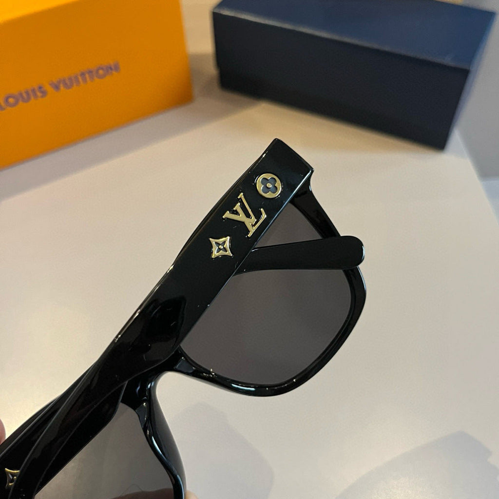 Louis Vuitton Metal Fashion Gold Lens Sunglasses for Men & Women - 448587 - detail image 5
