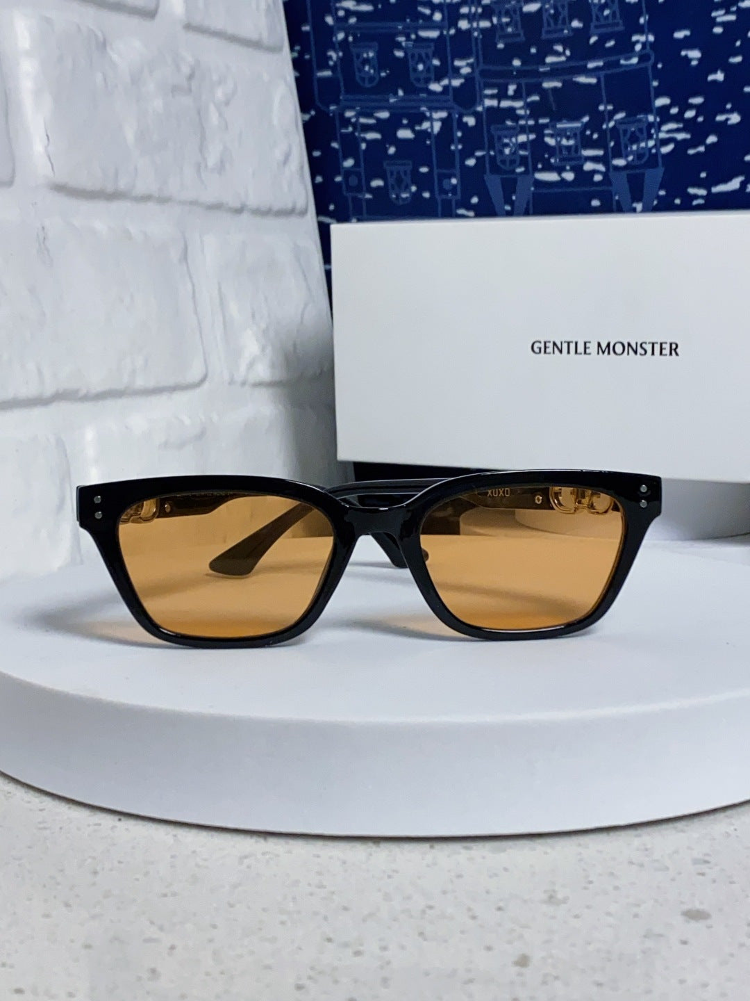 Gentle Monster XOXO Square Brown Lens Sunglasses for Men & Women - 416472 - detail image 2