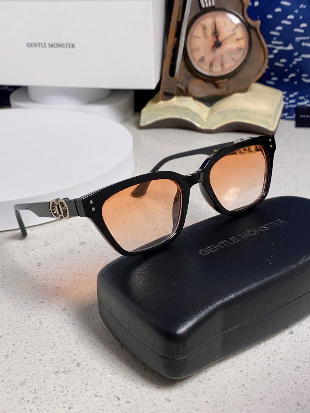 Gentle Monster XOXO Square Brown Lens Sunglasses for Men & Women - 867256 - detail image 10