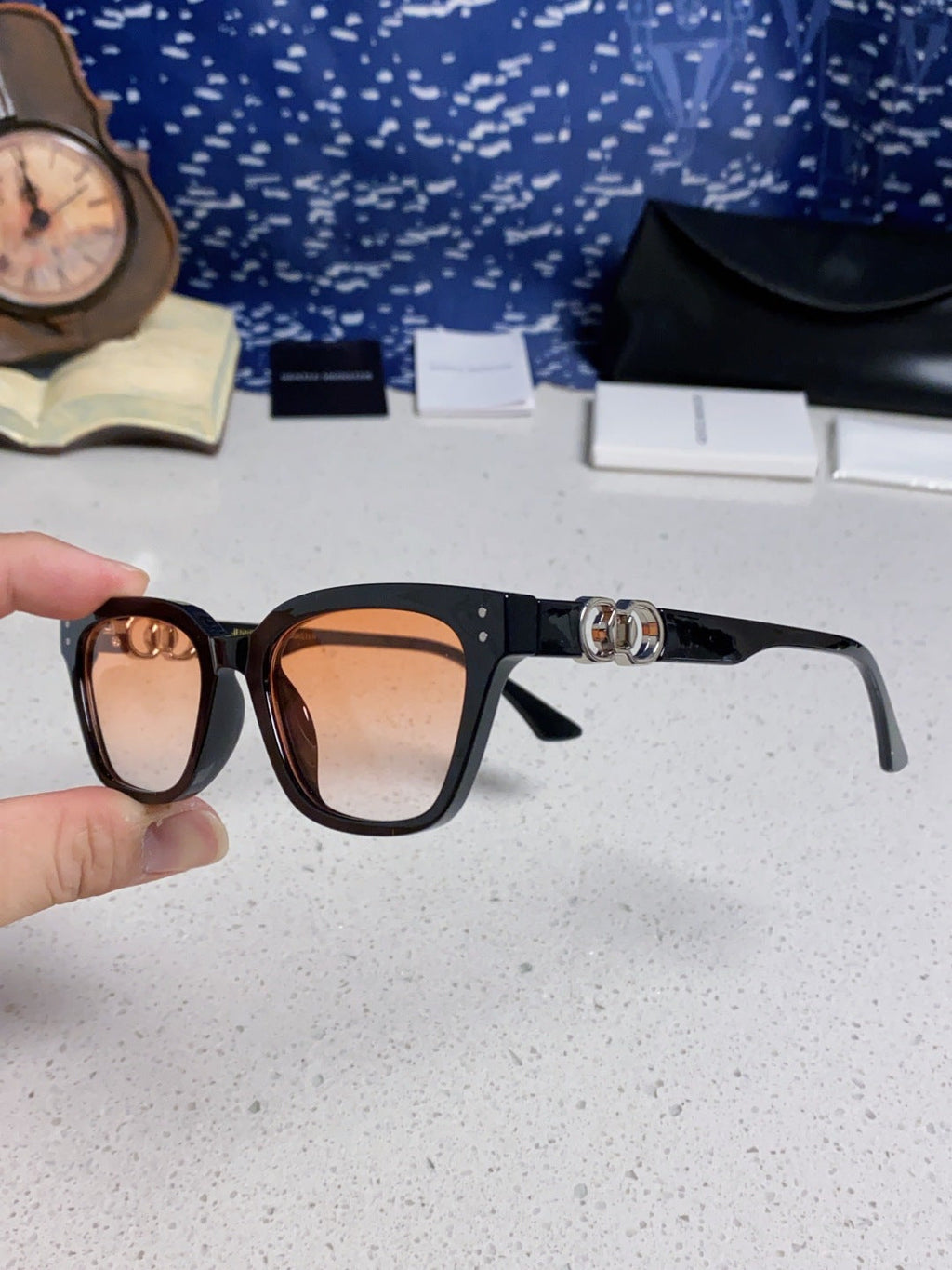 Gentle Monster XOXO Square Brown Lens Sunglasses for Men & Women - 867256 - detail image 6