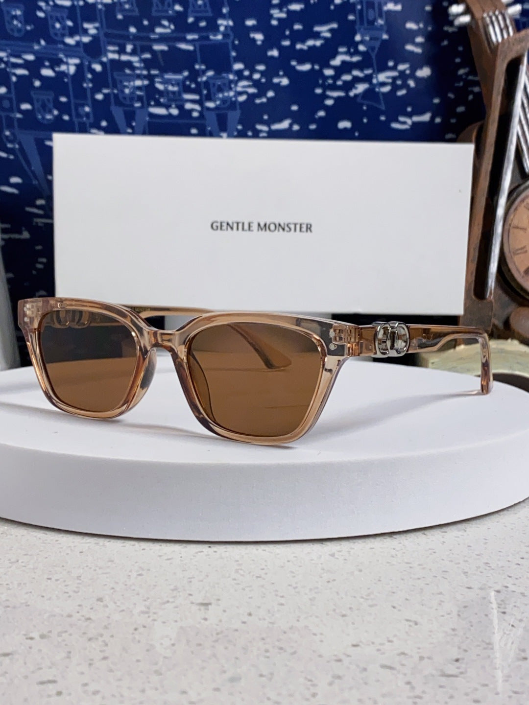 Gentle Monster XOXO Square Brown Lens Sunglasses for Men & Women - 867257