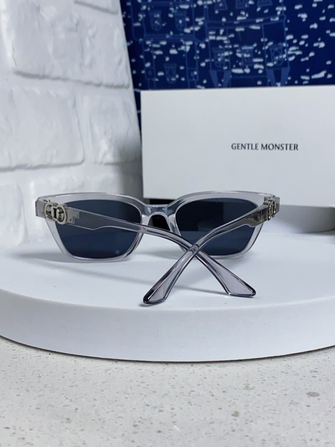 Gentle Monster XOXO Square Blue Lens Sunglasses for Men & Women - 416475 - detail image 3