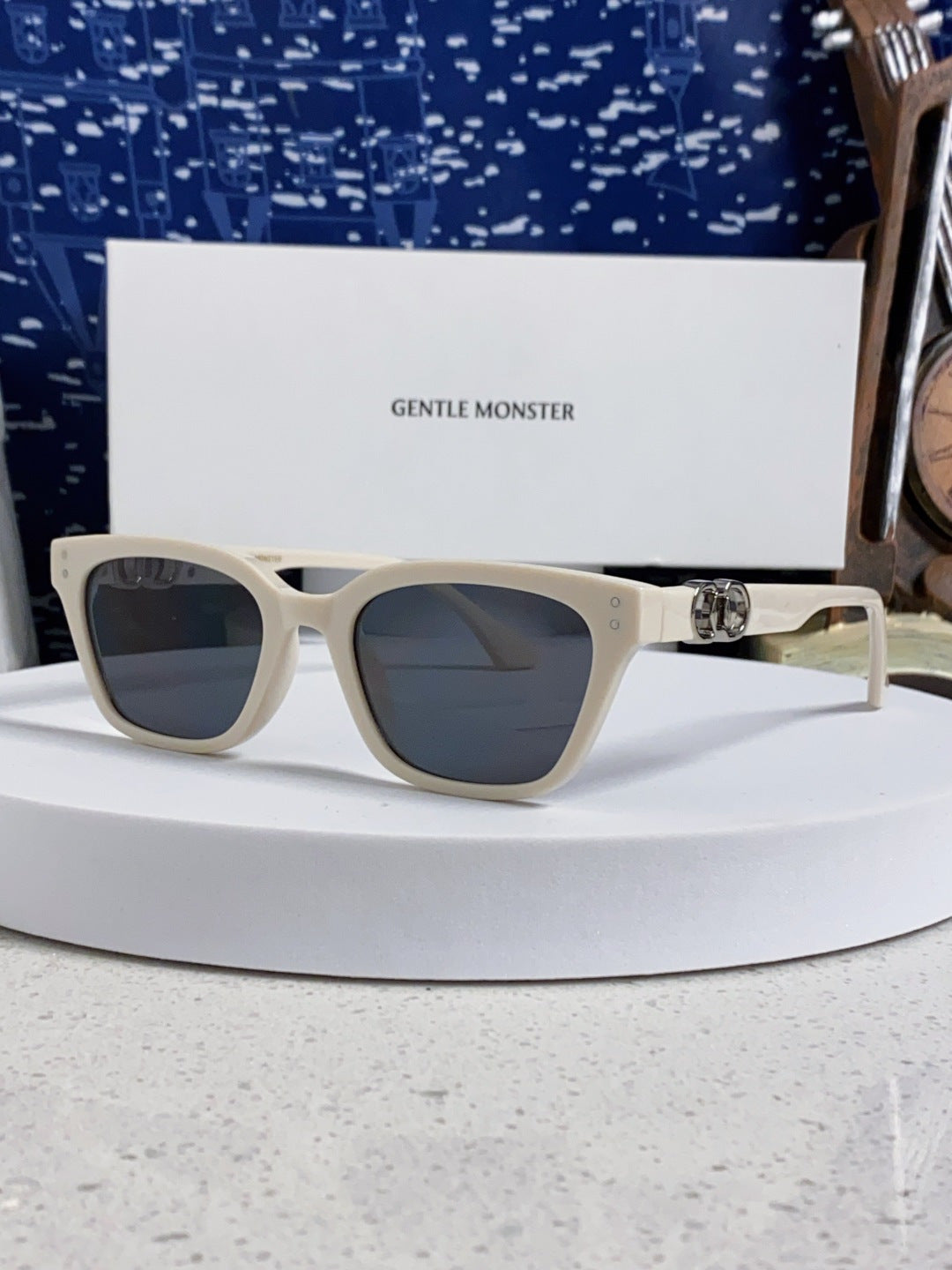 Gentle Monster XOXO Square Silver Lens Sunglasses for Men & Women - 158678