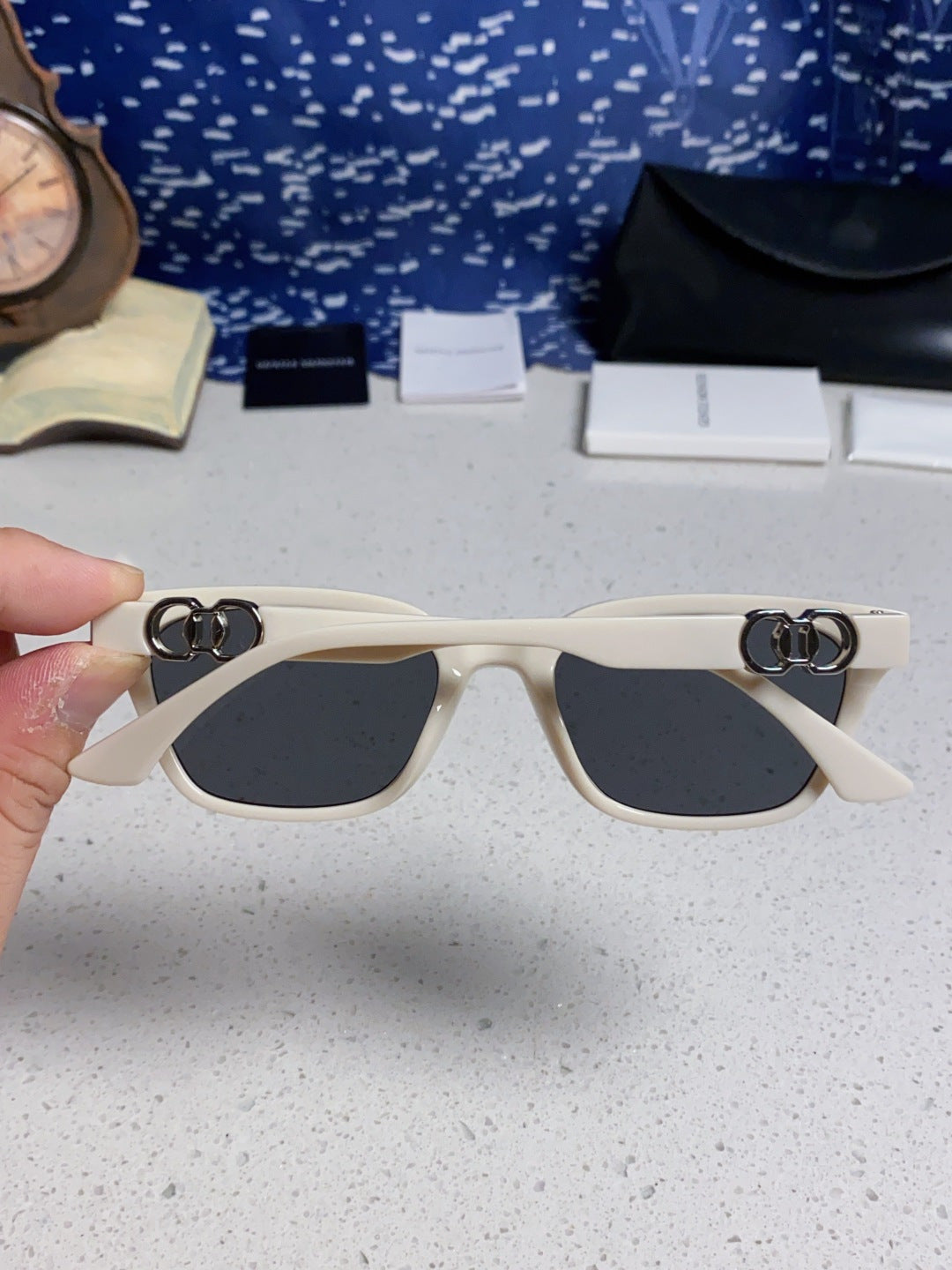 Gentle Monster XOXO Square Silver Lens Sunglasses for Men & Women - 158678 - detail image 5
