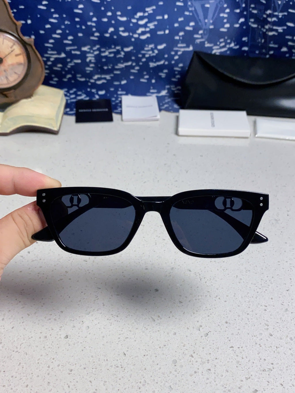 Gentle Monster XOXO Square Black Lens Sunglasses for Men & Women - 867260 - detail image 4