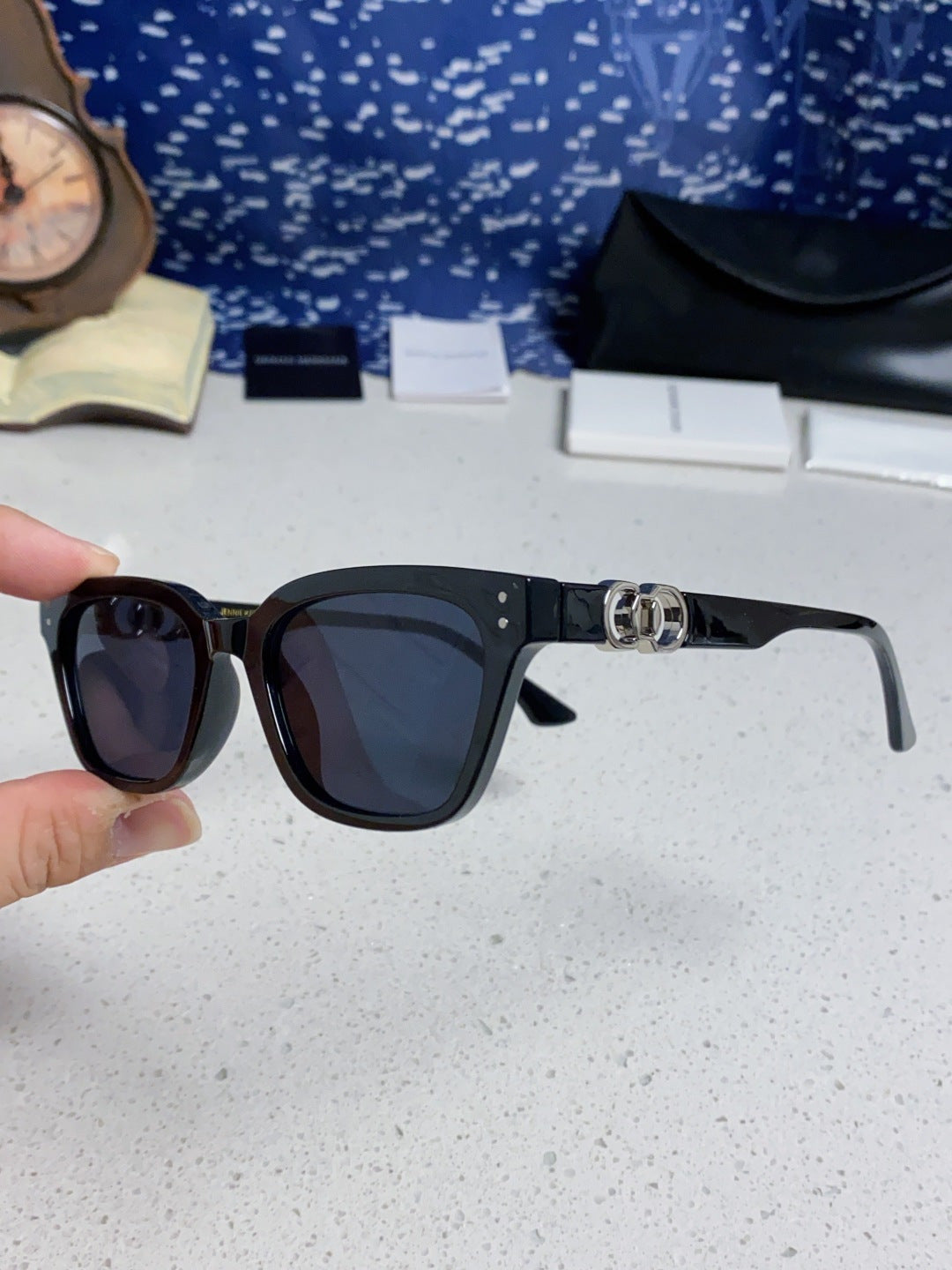 Gentle Monster XOXO Square Black Lens Sunglasses for Men & Women - detail image 6