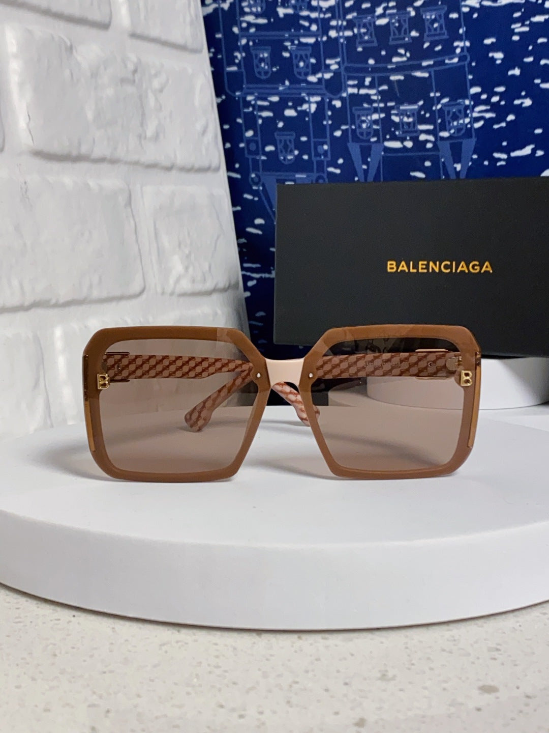 Balenciaga Square Red Lens Sunglasses for Men & Women - 867210 - detail image 2