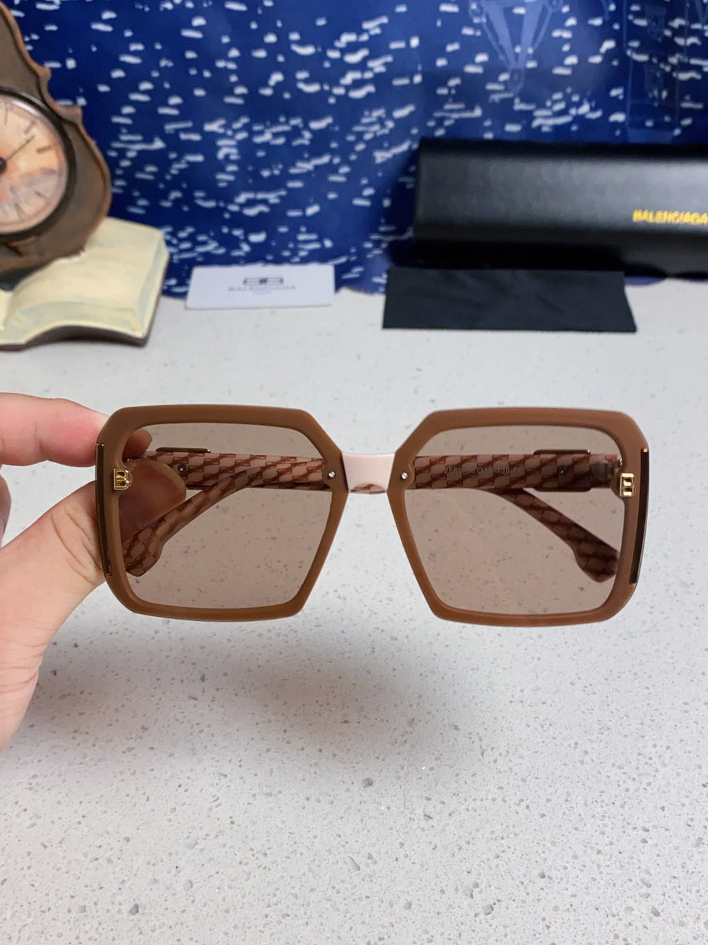 Balenciaga Square Red Lens Sunglasses for Men & Women - 432554 - detail image 4
