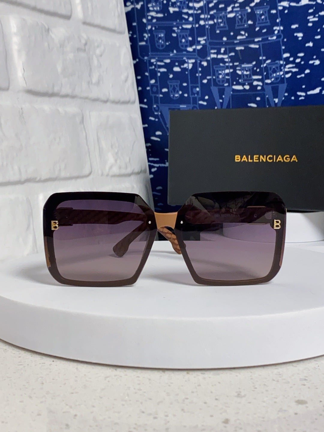 Balenciaga Square Gray Lens Sunglasses for Men & Women - 158572 - detail image 2