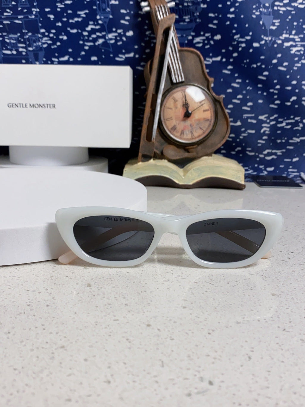 Gentle Monster 27AND7 Cat-Eye Silver Lens Sunglasses for Men & Women - 358875 - detail image 9