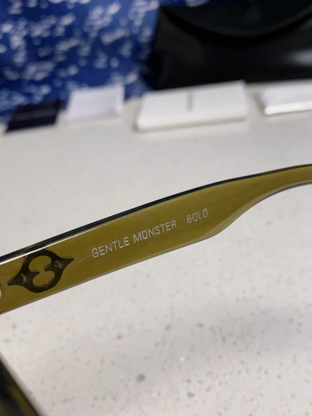 Gentle Monster 27AND7 Cat-Eye Black Lens Sunglasses for Men & Women - 358876 - detail image 8