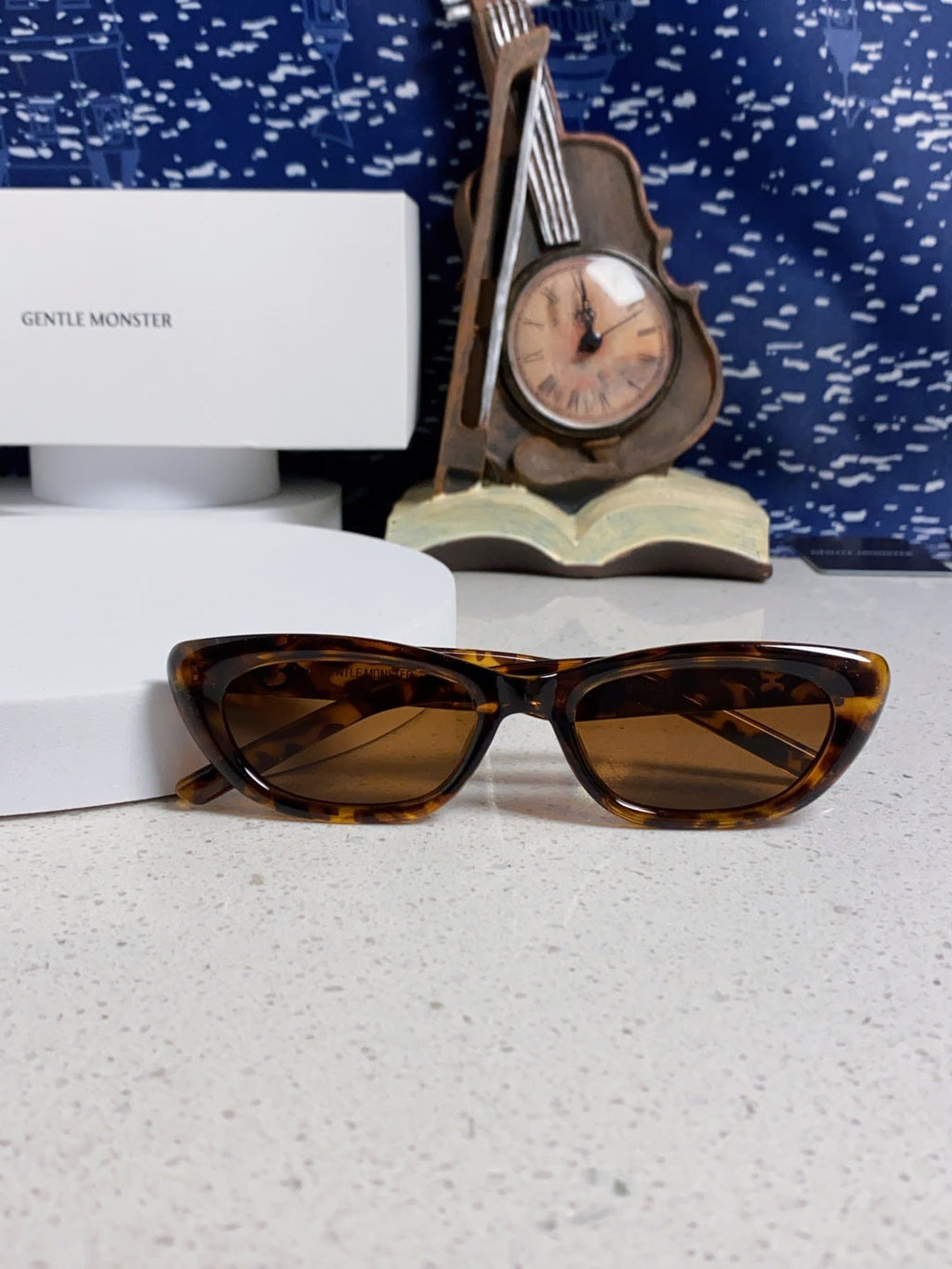 Gentle Monster 27AND7 Cat-Eye Brown Lens Sunglasses for Men & Women - detail image 9