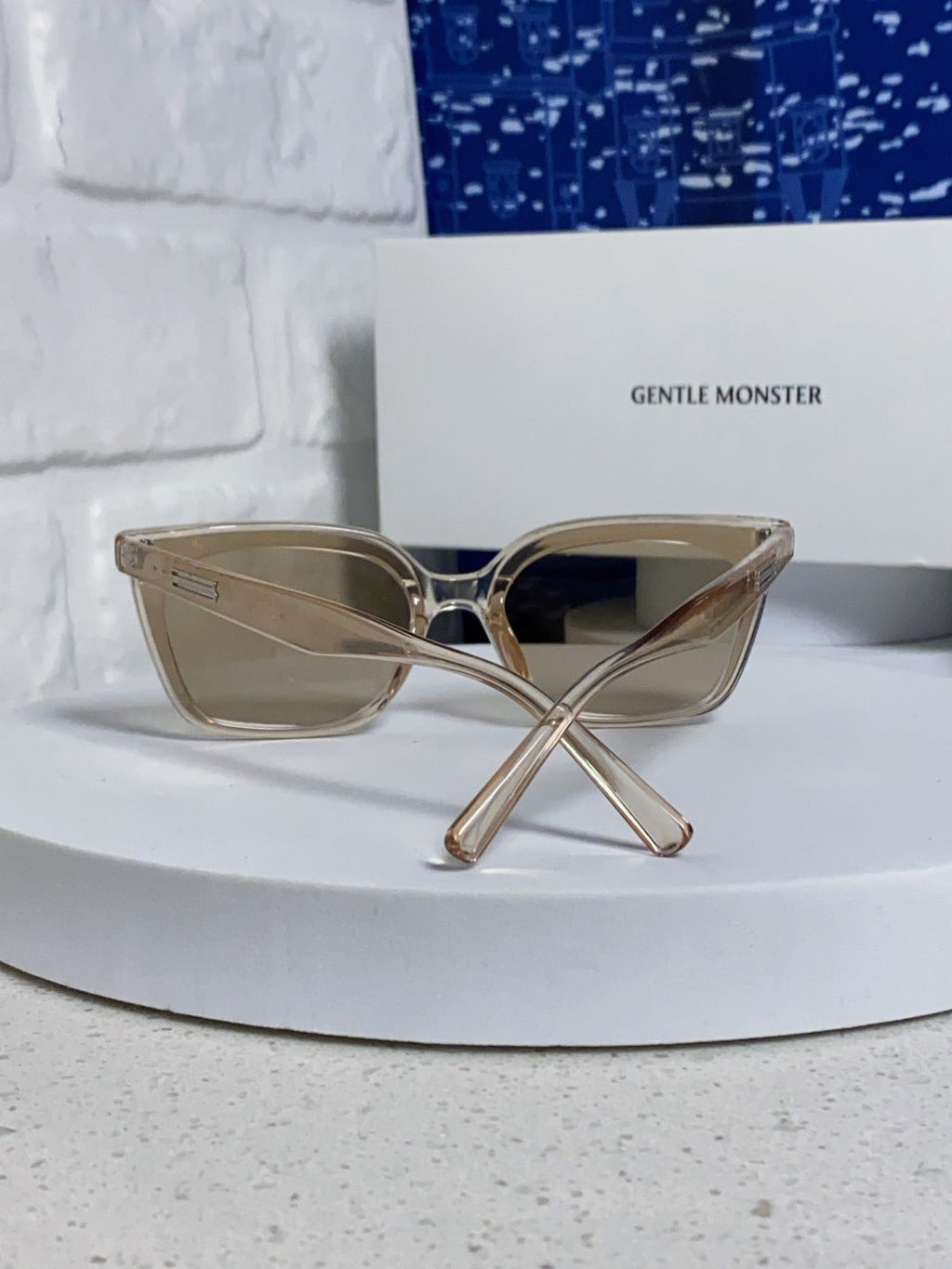 Gentle Monster MONDO Square Brown Lens Sunglasses for Men & Women - 488065 - detail image 3