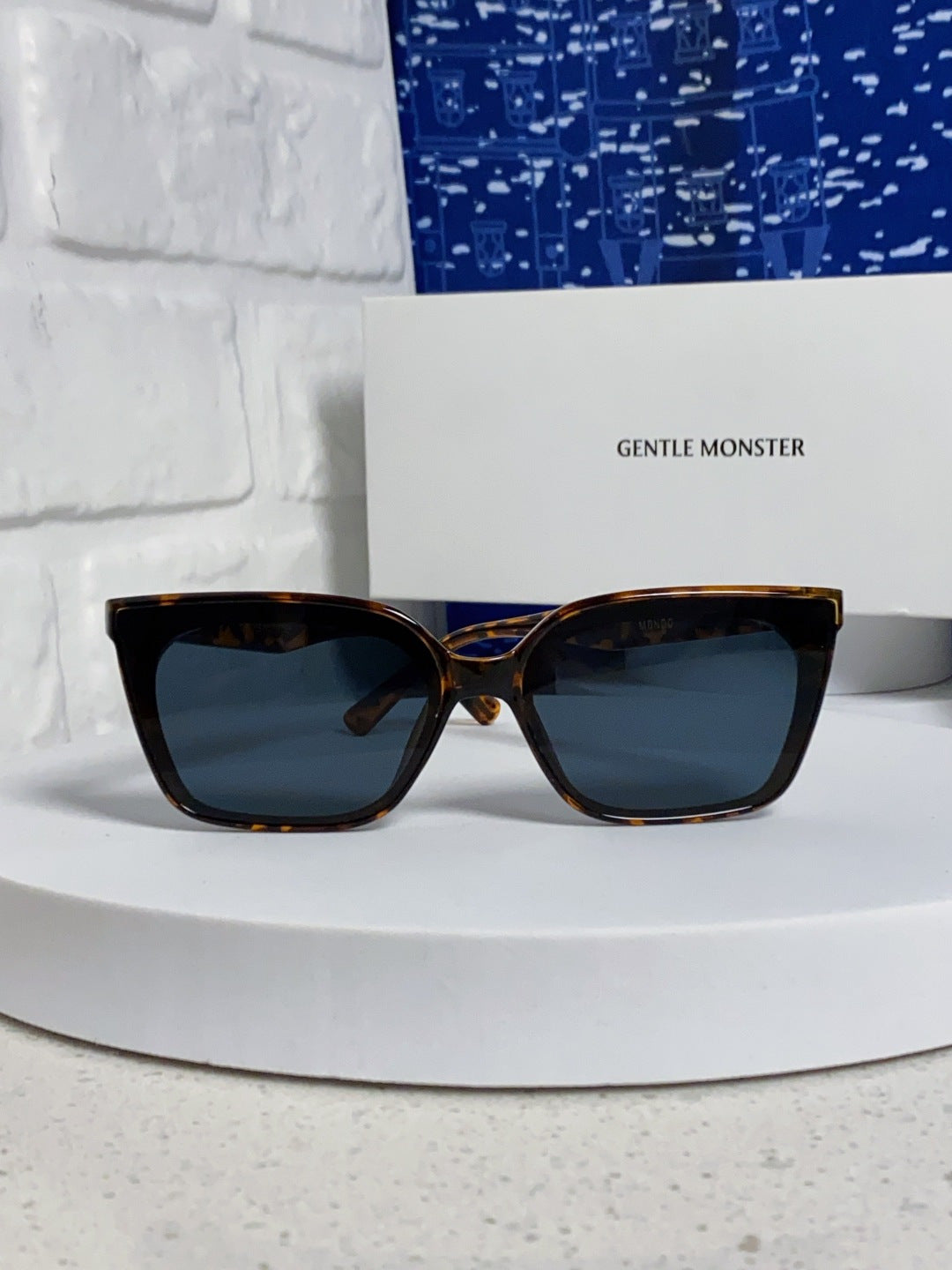 Gentle Monster MONDO Square Black Lens Sunglasses for Men & Women - 358893 - detail image 2
