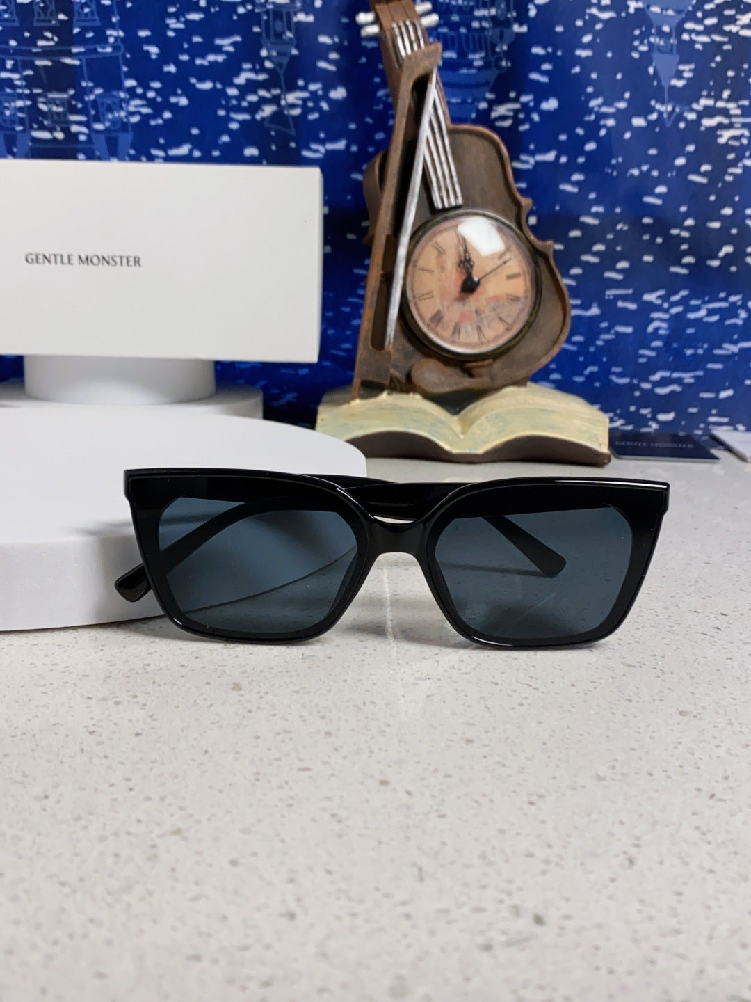 Gentle Monster MONDO Square Black Lens Sunglasses for Men & Women - detail image 9