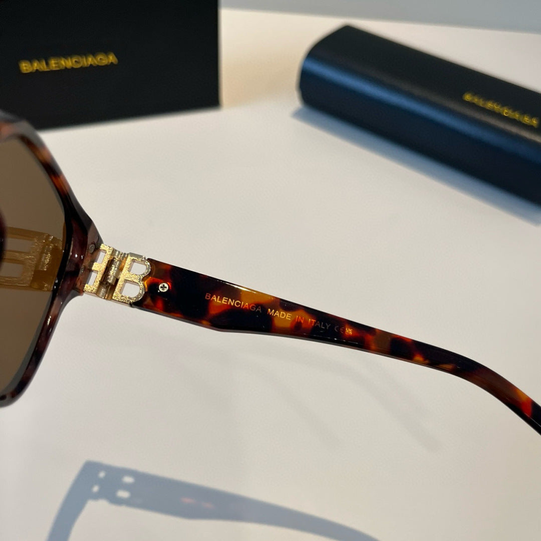 Balenciaga Folding Square Black Lens Sunglasses for Men & Women - 416141 - detail image 9