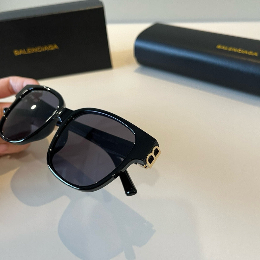 Balenciaga Folding Square Black Lens Sunglasses for Men & Women - 466036 - detail image 6