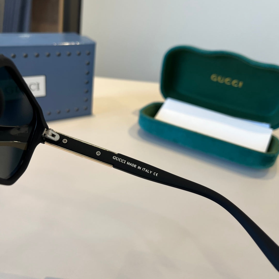 Gucci Fashion Black Lens Sunglasses for Men & Women - 866928 - detail image 5