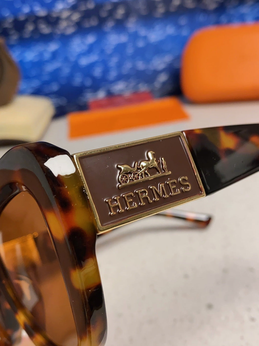 Hermès Cat-Eye Brown Lens Sunglasses for Men & Women - 358924 - detail image 7