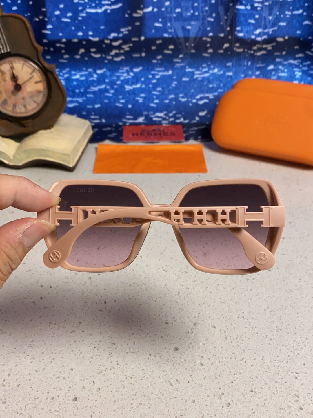 Hermès Polarized Round Red Lens Sunglasses for Women - 358927 - detail image 5
