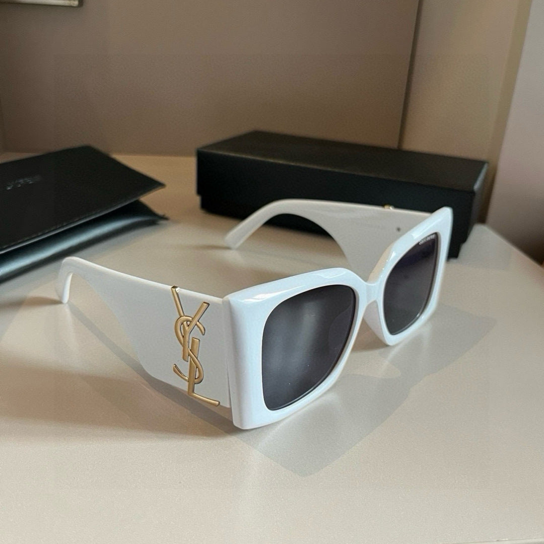 Saint Laurent Fashion Silver Lens Sunglasses for Men & Women - 465462