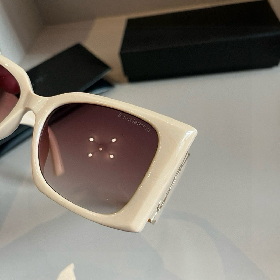 Saint Laurent Fashion Brown Lens Sunglasses for Men & Women - detail image 4