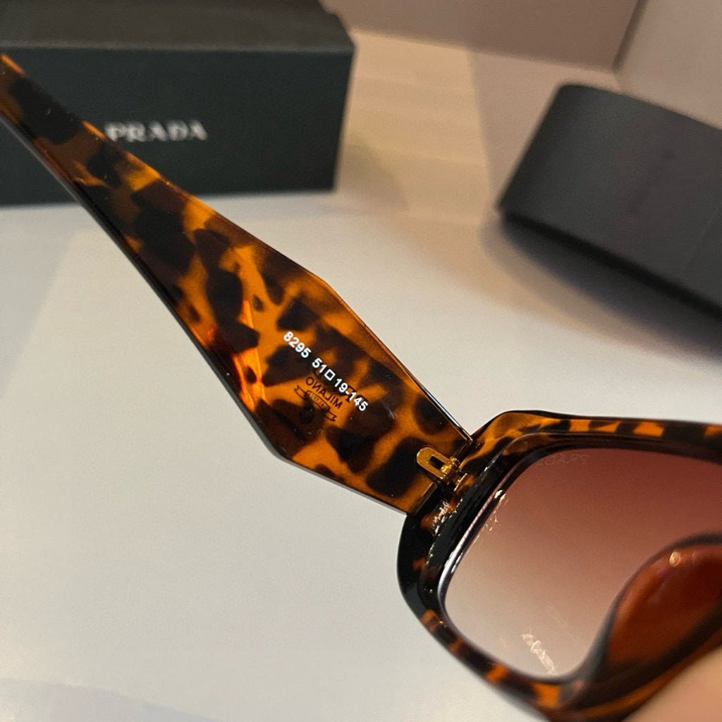 Prada SPR17WF Fashion Brown Lens Sunglasses for Men & Women - 398951 - detail image 9