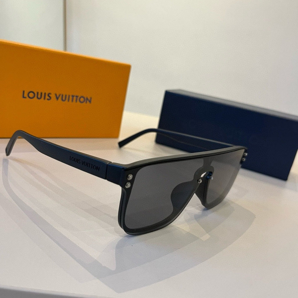 Louis Vuitton Fashion Black Lens Sunglasses for Men & Women - 431129