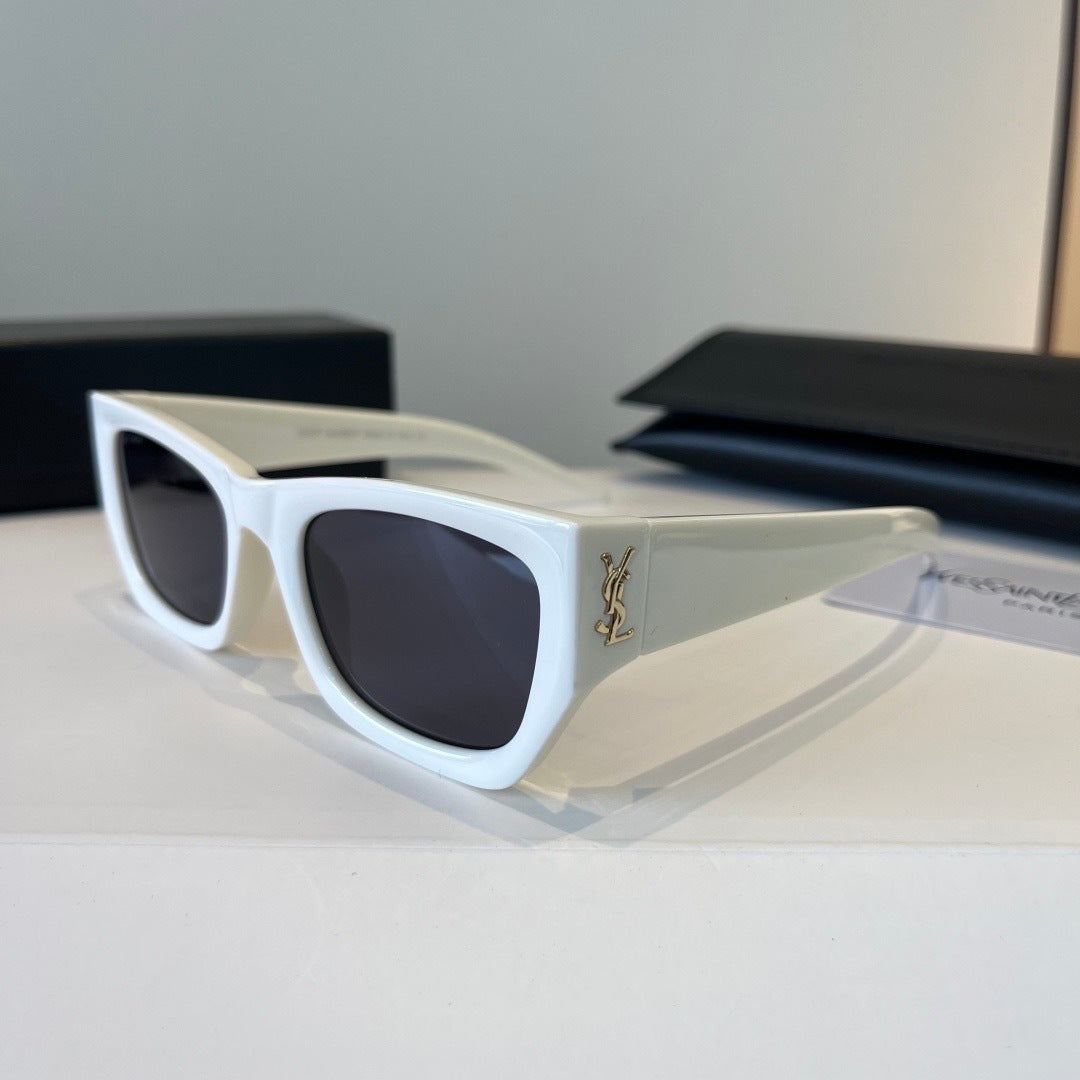Saint Laurent Fashion Silver Lens Sunglasses for Men & Women - 449208 - detail image 3