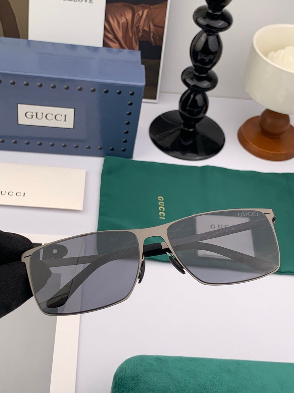 Gucci G0731 Polarized Fashion Black Lens Sunglasses for Men & Women - detail image 2