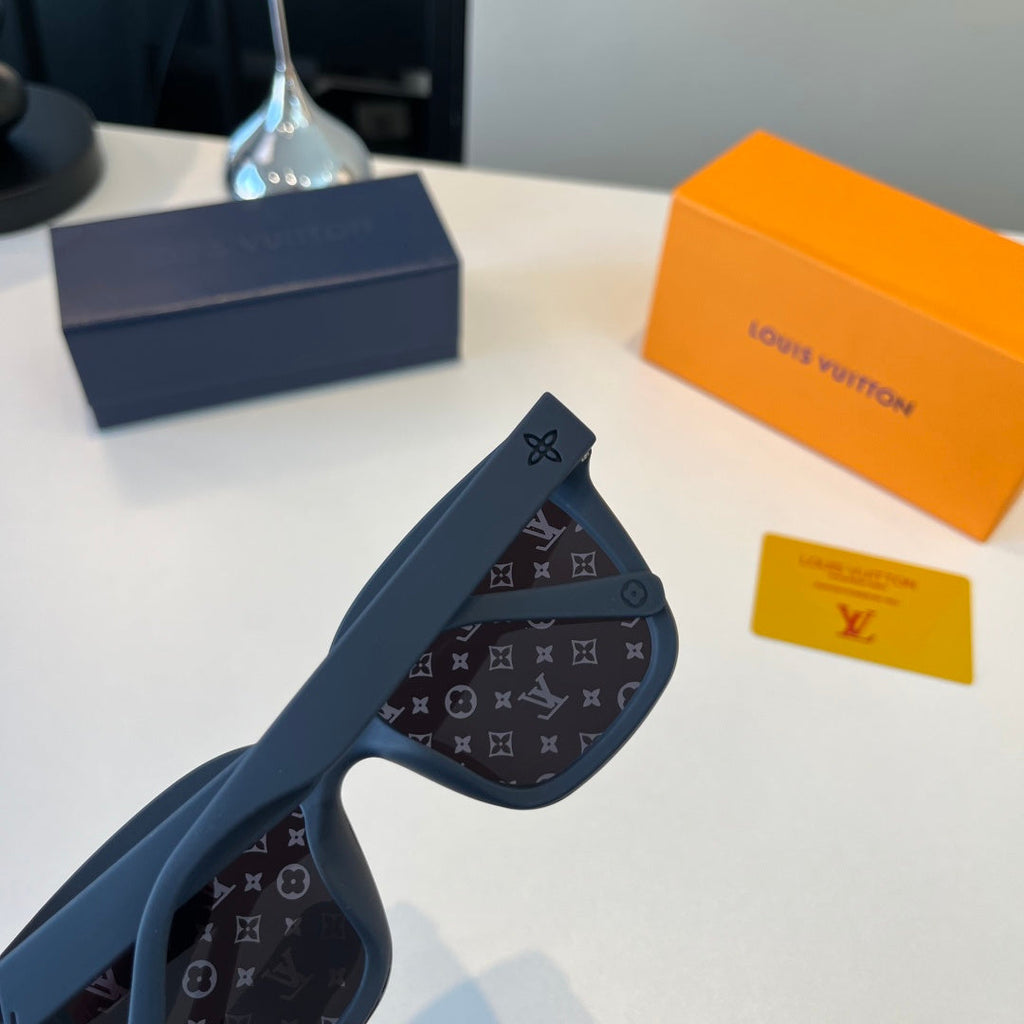 Louis Vuitton Fashion Blue Lens Sunglasses for Men & Women - detail image 8