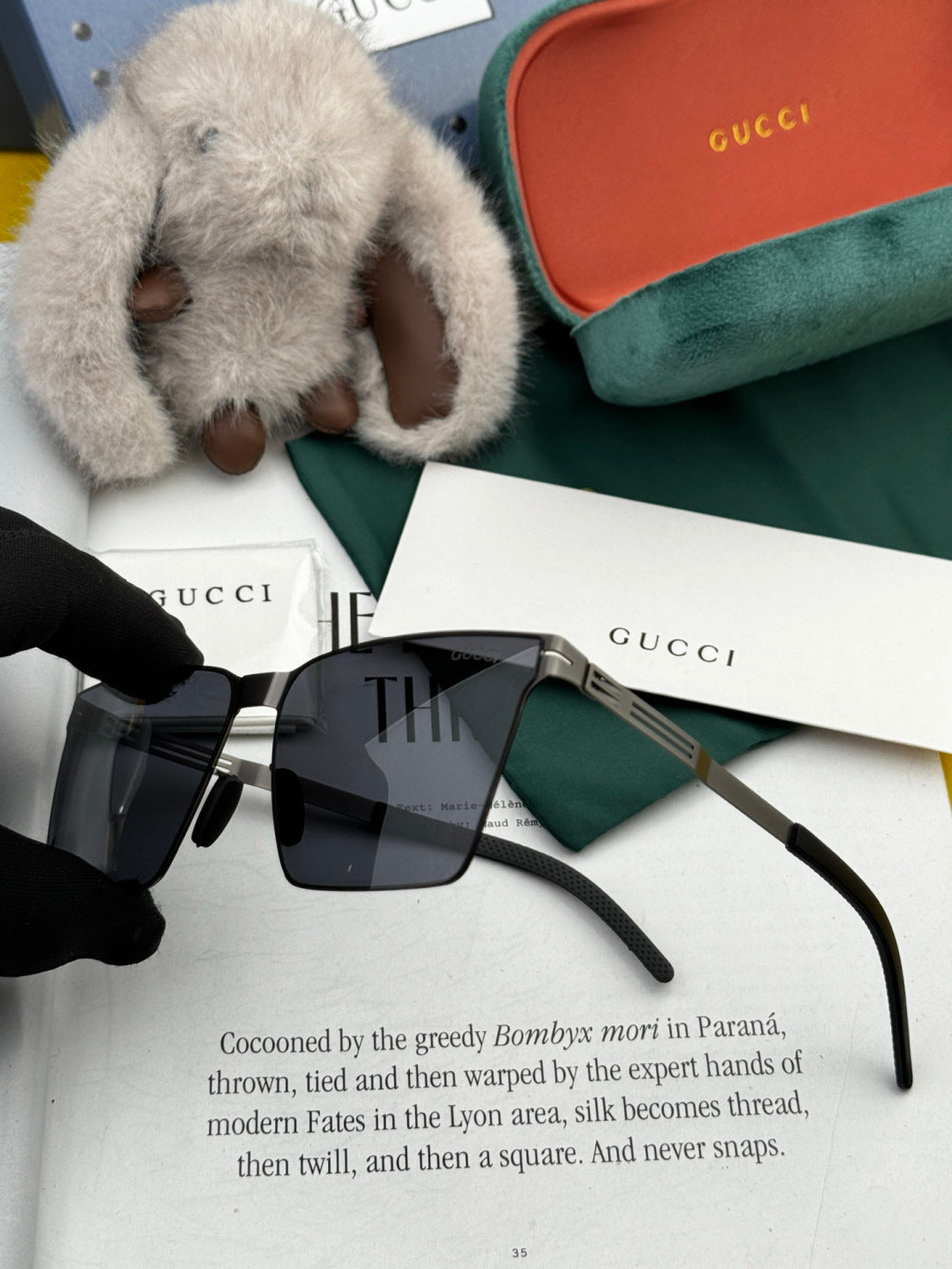 Gucci G198 Polarized Fashion Blue Lens Sunglasses for Men & Women - 132270 - detail image 6