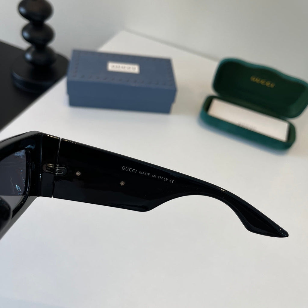 Gucci Oversized Silver Lens Sunglasses for Men & Women - 132241 - detail image 7