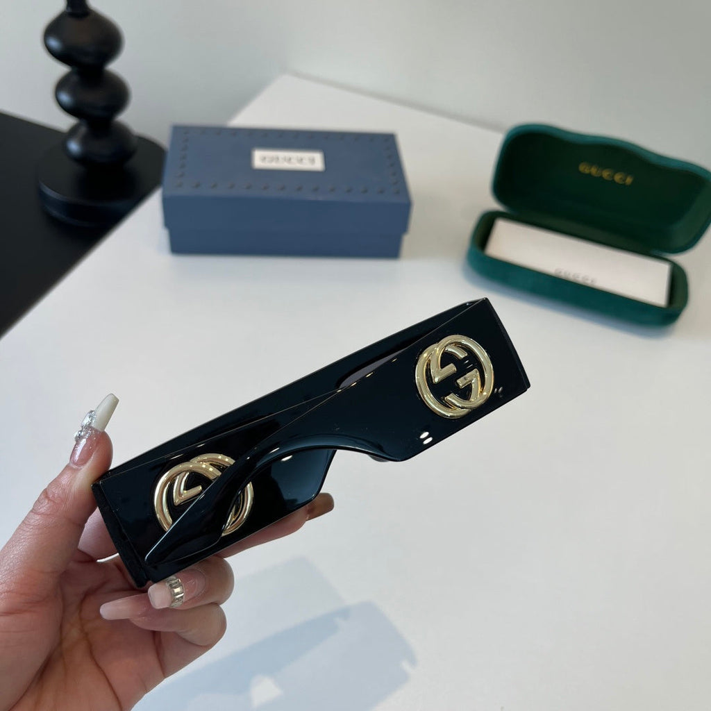 Gucci Oversized Silver Lens Sunglasses for Men & Women - 132241 - detail image 4
