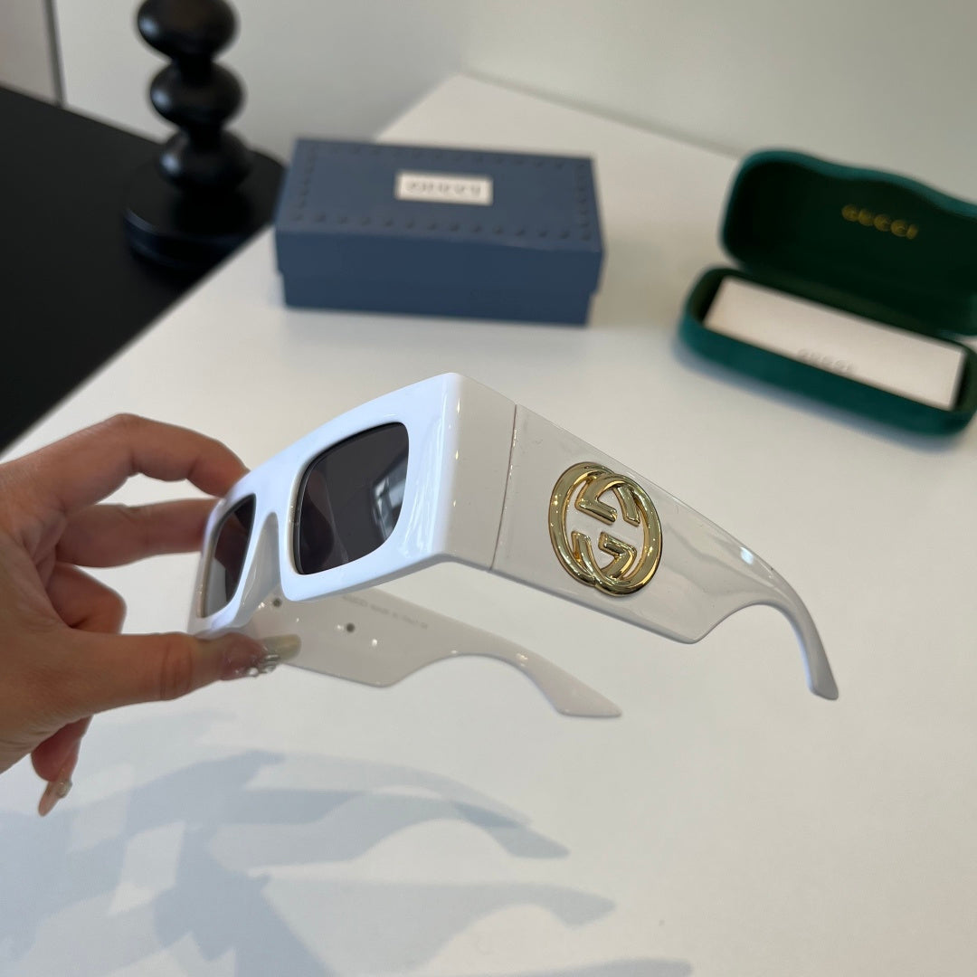 Gucci Oversized Gray Lens Sunglasses for Men & Women - 132244 - detail image 6