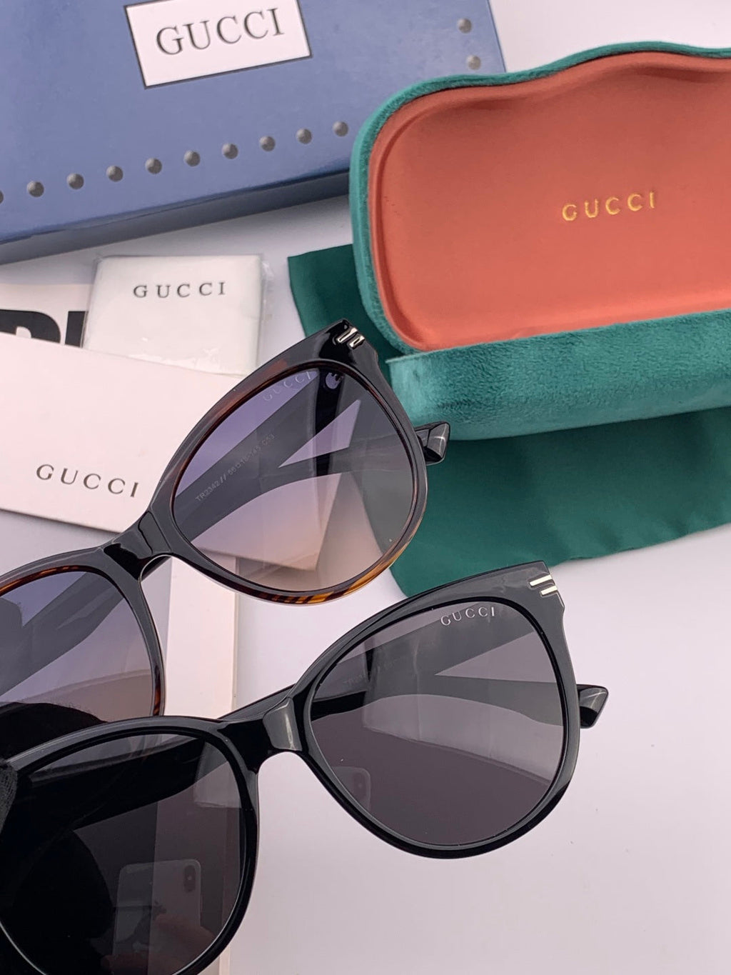 Gucci G2234 Polarized Square Pink Lens Sunglasses for Men & Women - 132296 - detail image 5