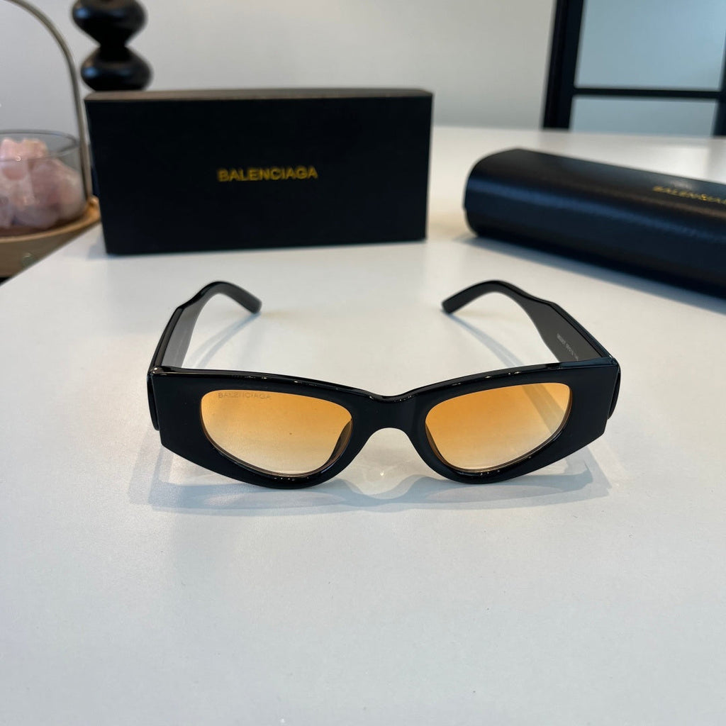 Balenciaga Rectangular Brown Lens Sunglasses for Men & Women - 416134 - detail image 2