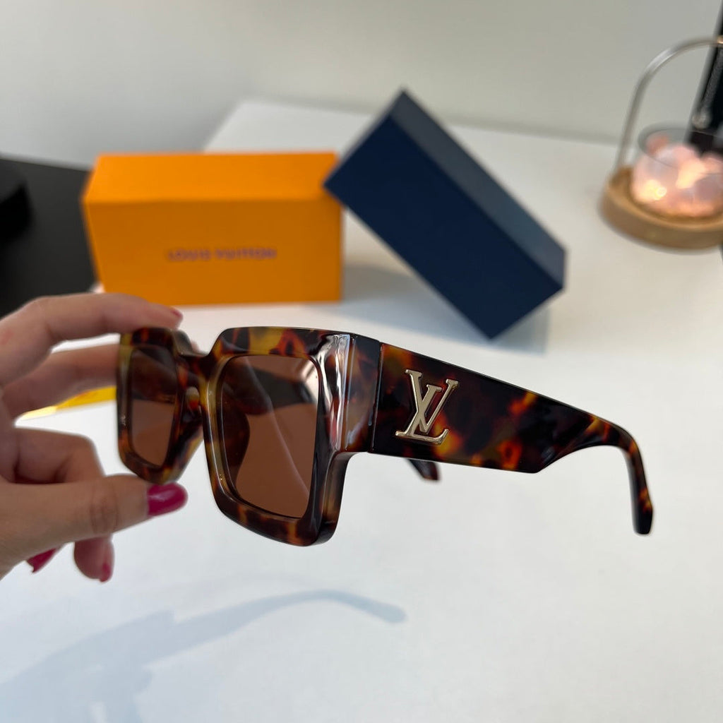 Louis Vuitton Fashion Black Lens Sunglasses for Men & Women - 493064 - detail image 3