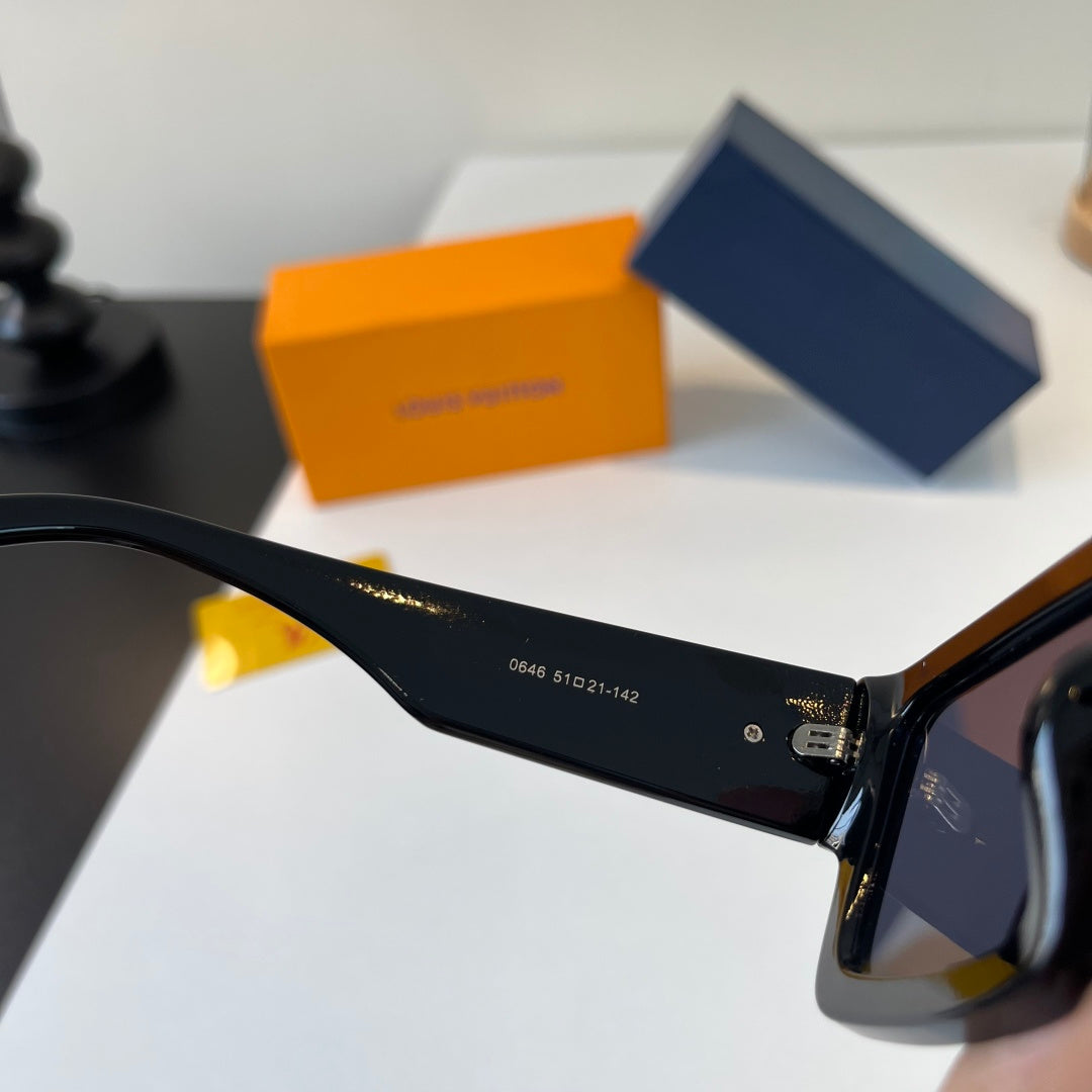 Louis Vuitton Fashion Black Lens Sunglasses for Men & Women - 448667 - detail image 8