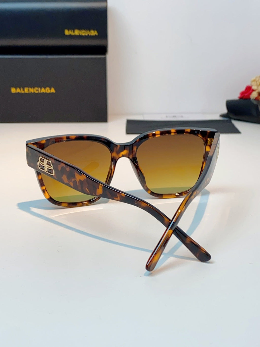 Balenciaga Fashion Brown Lens Sunglasses for Men & Women - 358652 - detail image 3
