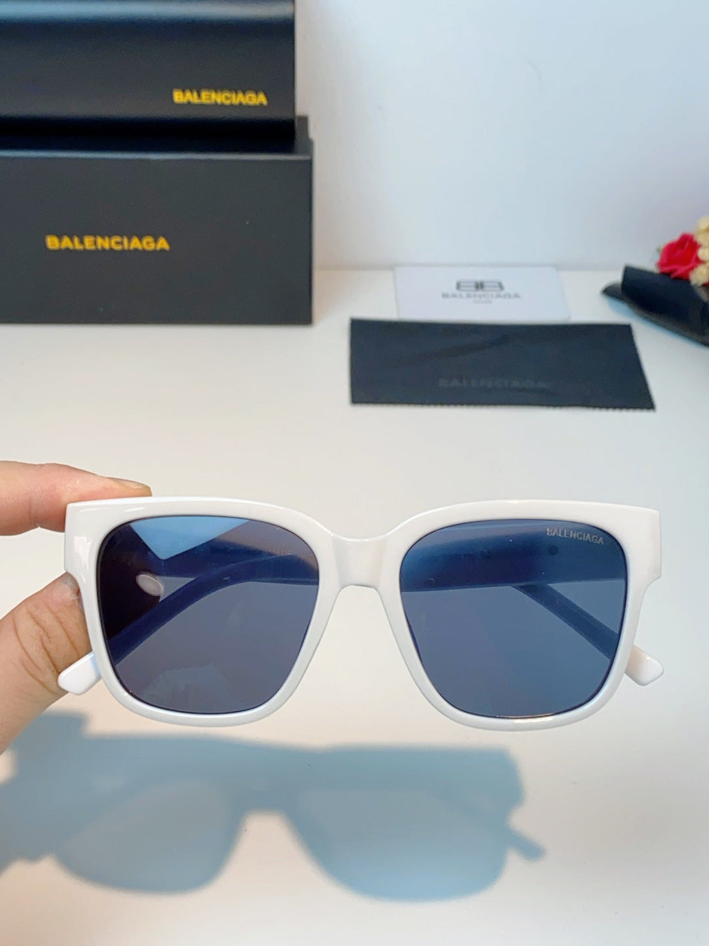 Balenciaga Fashion Silver Lens Sunglasses for Men & Women - 358654 - detail image 4