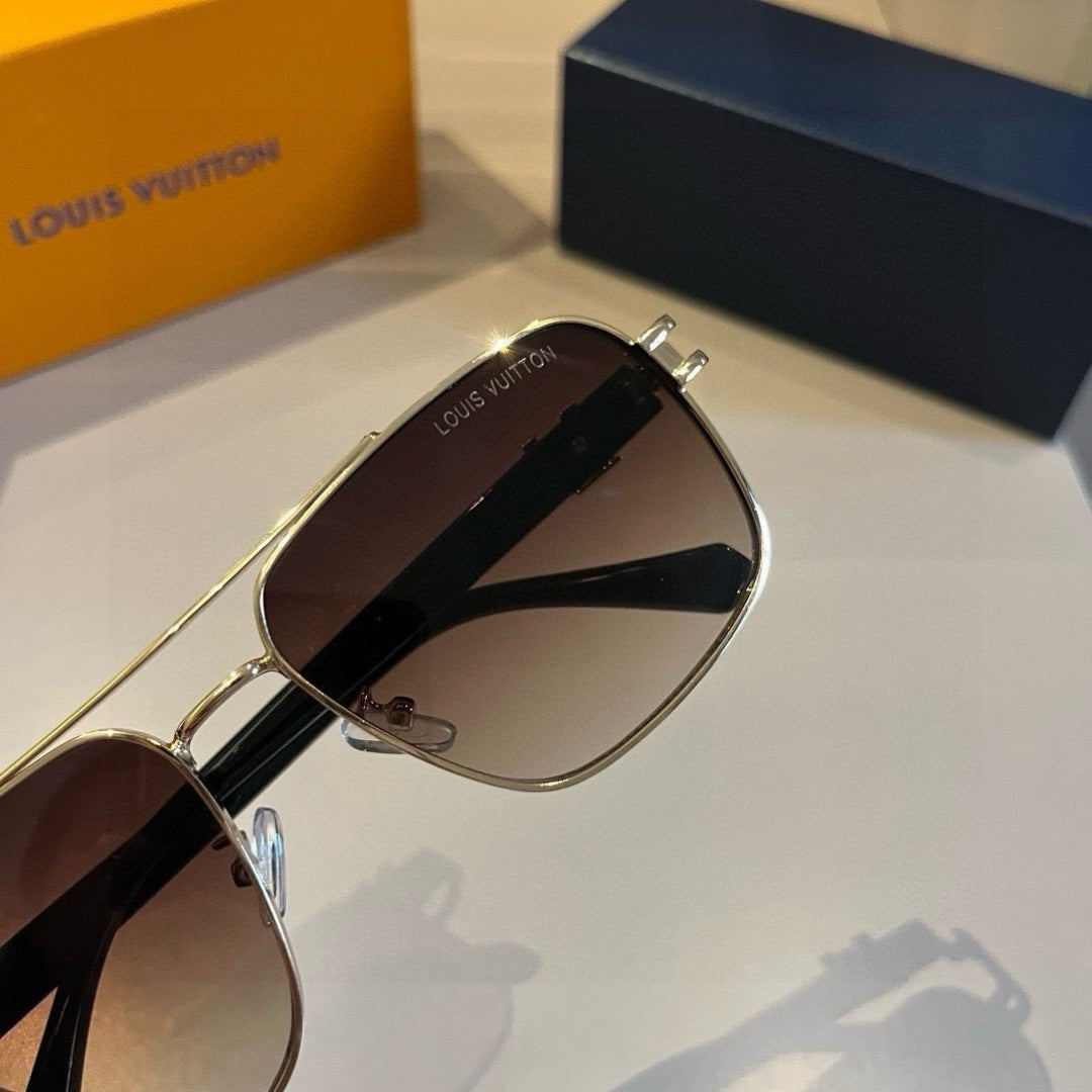 Louis Vuitton Metal Aviator Gold Lens Sunglasses for Men & Women - 486286 - detail image 6