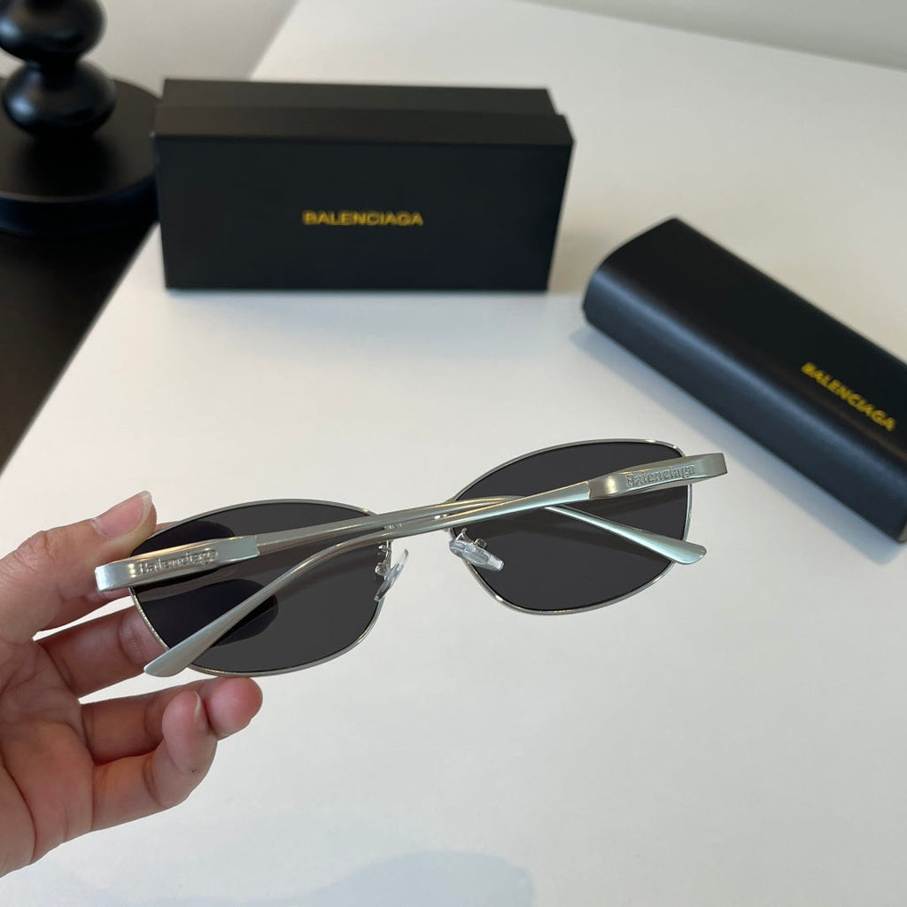 Balenciaga Rectangular Silver Lens Sunglasses for Men & Women - 466033 - detail image 8