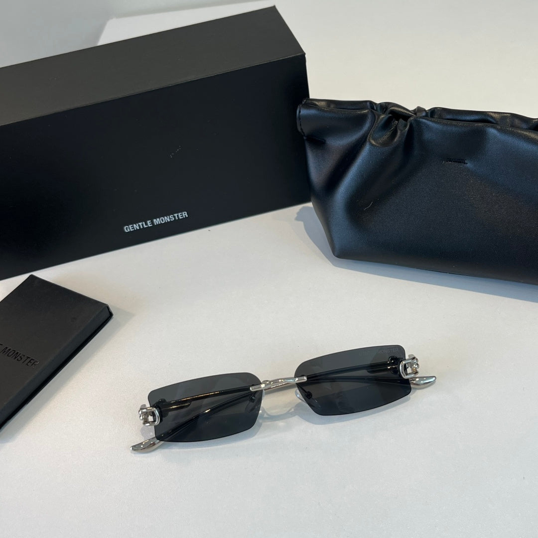 Gentle Monster Fashion Silver Lens Sunglasses for Men & Women - 416451 - detail image 4