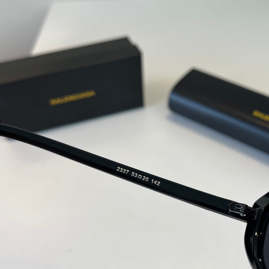 Balenciaga Rectangular Silver Lens Sunglasses for Men & Women - 382907 - detail image 9