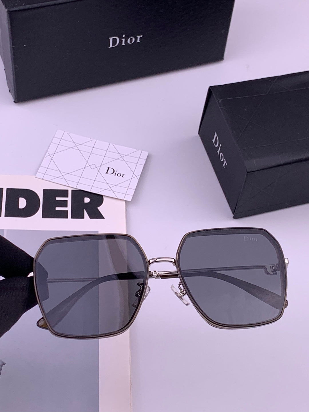 Dior D7635 Polarized Fashion Brown Lens Sunglasses for Men & Women - 358201