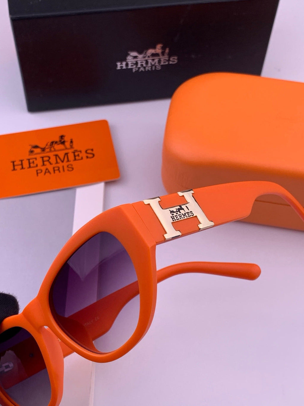 Hermès H37005 Square Red Lens Sunglasses for Men & Women - 372649 - detail image 3