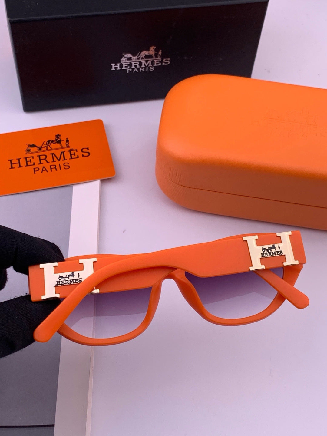 Hermès H37005 Square Red Lens Sunglasses for Men & Women - 372649 - detail image 4
